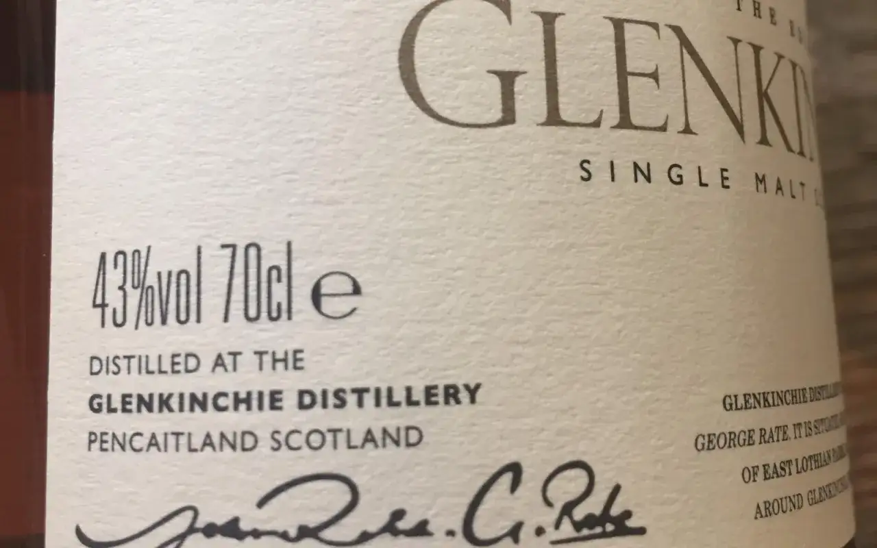 Etykieta whisky Glenkinchie Single Malt informuje, że ma 43% alkoholu.